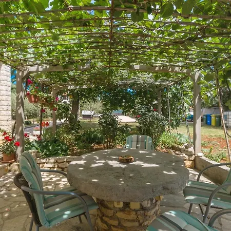 Apartments With Parking Space Kukci, Porec - 7166