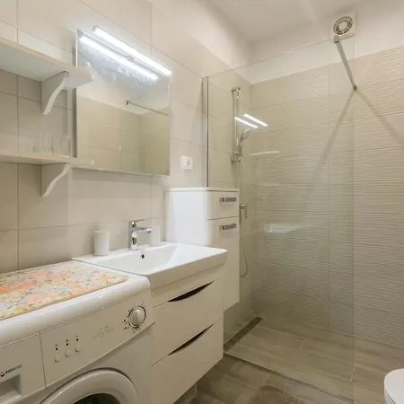 Apartments With Parking Space Kukci, Porec - 7166 * Nova Vas (Porec)