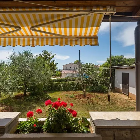 Apartments With Parking Space Kukci, Porec - 7166 Apartman *