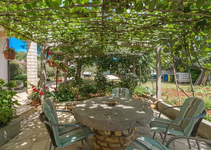 Apartments With Parking Space Kukci, Porec - 7166
