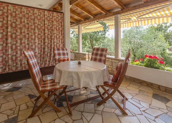 Apartment Apartments With Parking Space Kukci, Porec - 7166 *