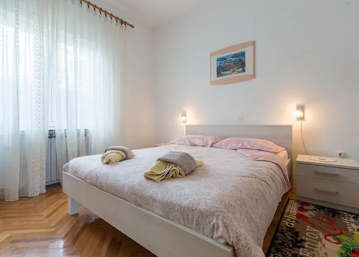 Apartments With Parking Space Kukci, Porec - 7166 Apartment Nova Vas (Porec)
