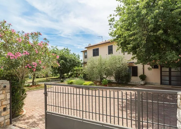 With Parking Space Kukci, Porec - 7166 * Nova Vas (Porec)