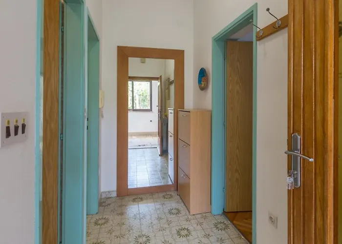 With Parking Space Kukci, Porec - 7166 *